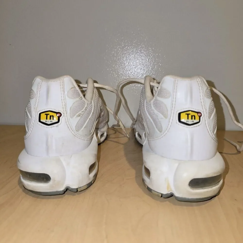 Nike Air Max Plus TN Triple White Men’s Size 11 US / 45 EU / 29 CM